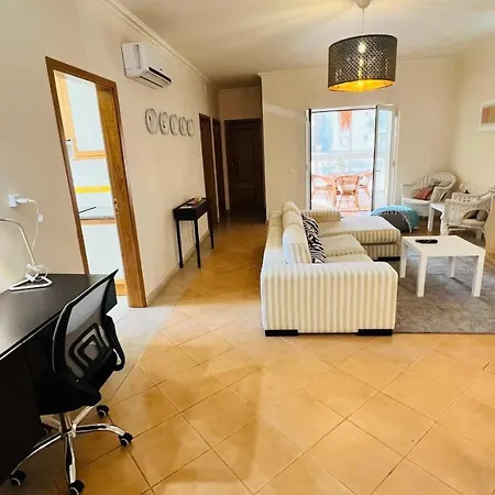 Apartment T2 Confortavel Em Vilamoura, Algarve